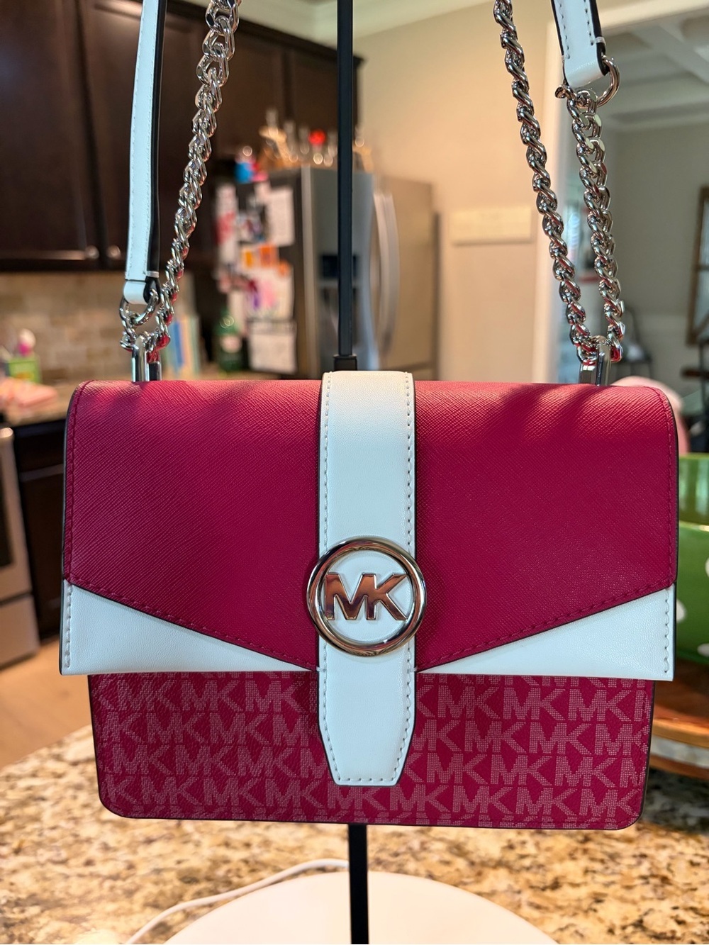 Michael Kors Hot Pink and White Chain Shoulder Bag - Picture 3 of 6